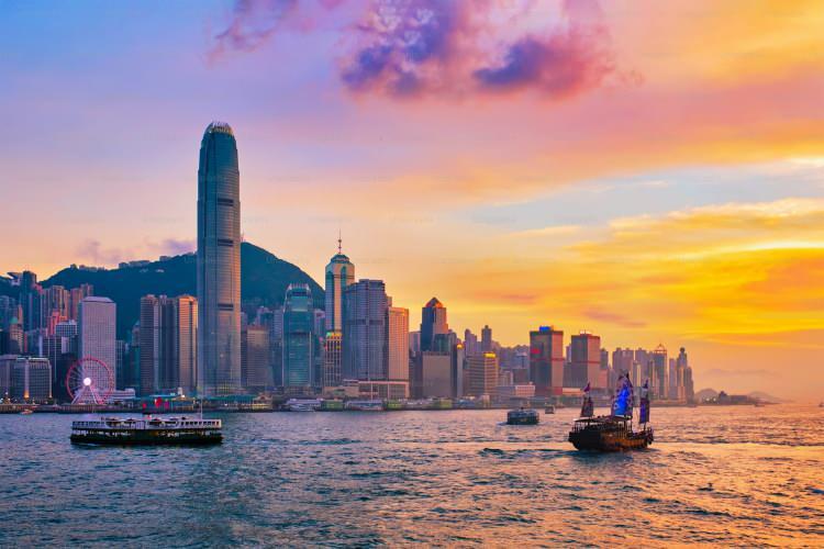 <p><strong><span style="color:#B22222">8)  HONG KONG </span> |  YÜZDE 90.1</strong></p>
