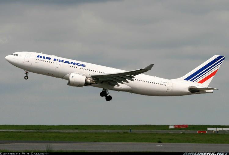 <p><strong><span style="color:#B22222">8) FRANSA , AIRBUS A330-203</span> | 1 HAZİRAN 2009</strong></p>