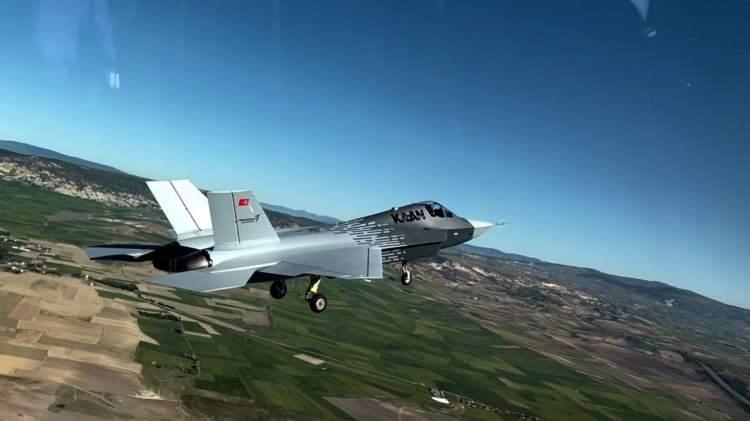 <p><strong>6 MAYIS -</strong> Milli Muharip Uçak ikinci test uçuşunu yaptı.</p>
<p> </p>