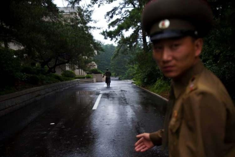 <p>Bu, Pyongyang'ın Ukrayna'daki savaşta Rus güçlerini desteklemek için muharip güç göndermesinden bu yana ilk esir alınışı olabilir.</p>