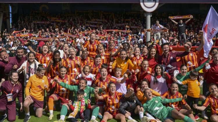 <p>5 Mayıs - 2023-24 Kadınlar Süper Ligi şampiyonu Galatasaray oldu.</p>
