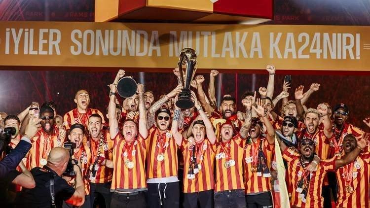 <p>26 Mayıs - 2023-24 Süper Lig sezonunda Galatasaray 24. şampiyonluğu ilan etti.</p>
