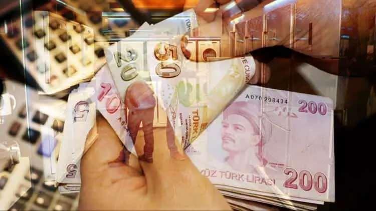 <p>Erken emeklilik konusu ile alakalı olan açıklamalar, Türkiye'deki binlerce çalışanın gündeminde. Çünkü Türkiye'deki emeklilik sistemi ile ilgili yapılan düzenlemeler, sigortalı çalışanların erken emeklilik hakkı kazanmalarında faydalı olabiliyor. Peki, SSK başlangıç tarihi 1994-2004-2014 olanlarla ilgili olan durumlar neler? </p>
