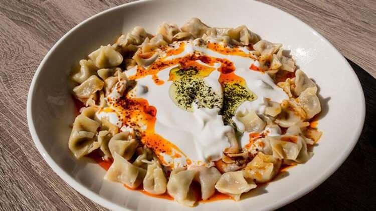 <p><strong>Kayseri mantısı</strong>nı da unutmamak gerek!</p>