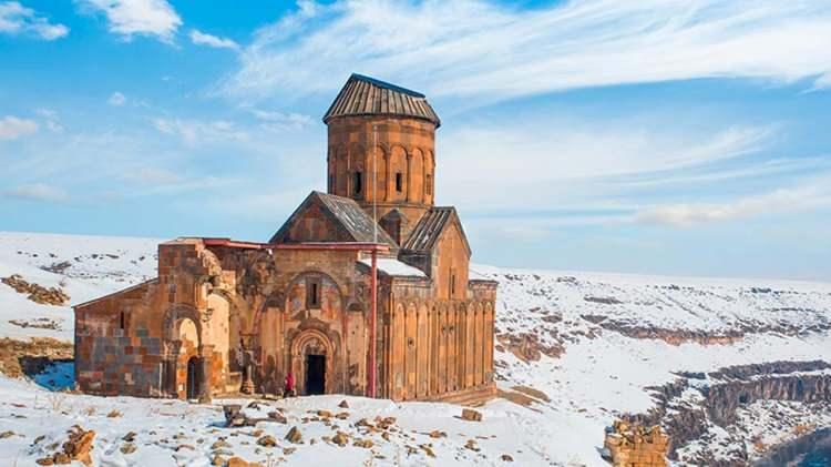<p><strong>KARS:</strong></p>
