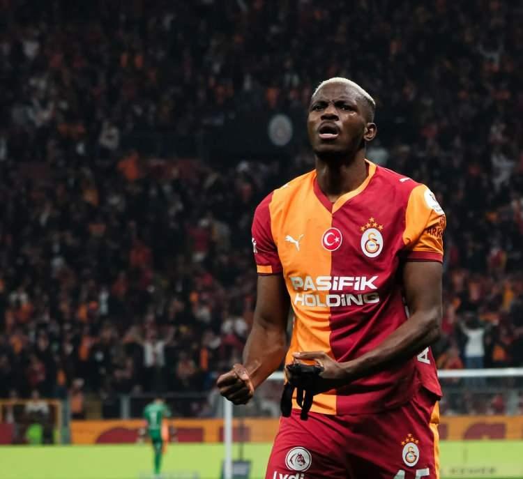 <p><strong>5- VİCTOR OSIMHEN | NAPOLİ > GALATASARAY | 75 MİLYON EURO</strong></p>
