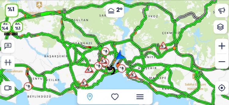 <p>İstanbul Büyükşehir Belediyesi trafik verilerine göre, trafik yoğunluğu yüzde 2 olarak ölçüldü.</p>
