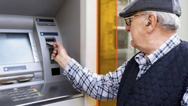 <p><strong>Finansal Kurumlar Birliği Anketi:</strong> Enflasyon yüzde 45.92, zam oranı yüzde 16.98. </p>