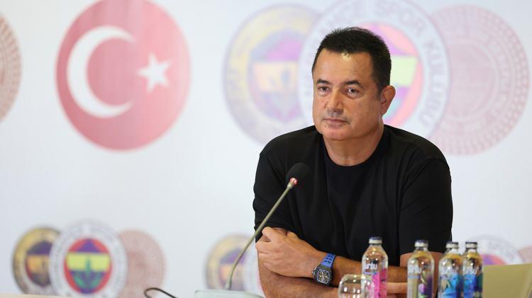 <p>Haberde Ilıcalı'nın Philogene transferi için Başkan Ali Koç ile Teknik Direktör Jose Mourinho ile görüşme yaptığı belirtildi.</p>