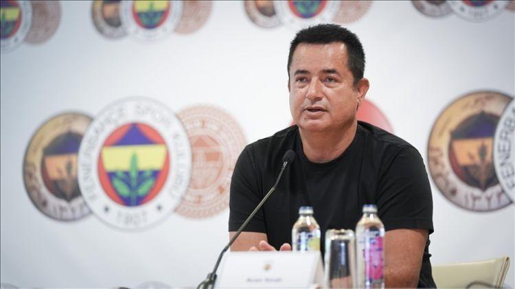 <p>Bu transferi bizzat kendisi bitirmek isteyen Acun Ilıcalı'nın yakın zamanda İngiltere'ye gideceği ve hem Philogene ile hem de Aston Villa'yla masaya oturacağı öğrenildi.</p>

