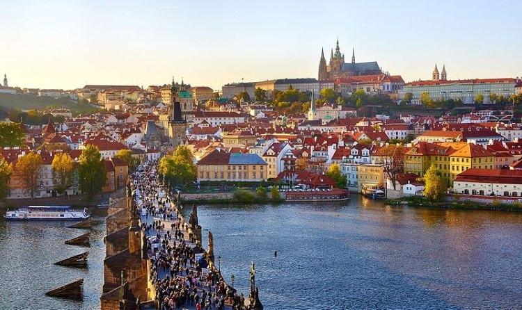 <p> Prag, Çekya</p>