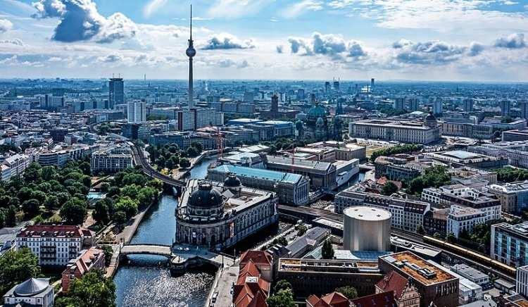 <p>Berlin, Almanya</p>