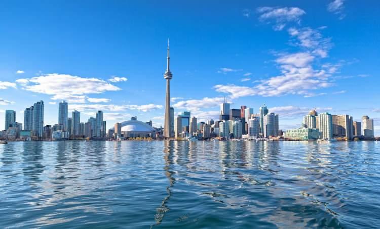 <p>Toronto, Kanada</p>
