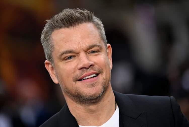 <p><span style="color:#FF0000"><strong>MATT DAMON DA 4. SIRAYA YERLEŞTİ</strong></span></p>
<p><span style="color:#000000"><strong>Bugüne dek unutulmaz yapımlarda rol alan Matt Damon da 43 milyon dolarlık kazancıyla Rylan Gosling ile dördüncülüğü paylaştı.</strong></span></p>