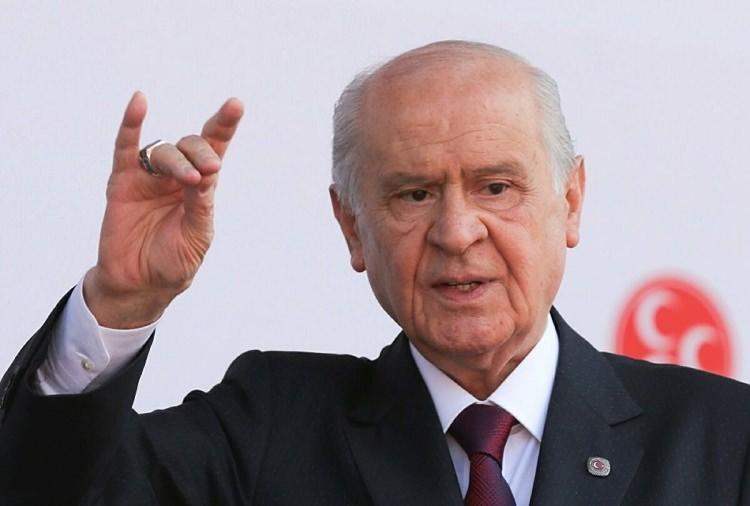 <p>Devlet Bahçeli’nin yeni yaşı, parti yönetimi ve sevenleri tarafından kutlandı.</p>