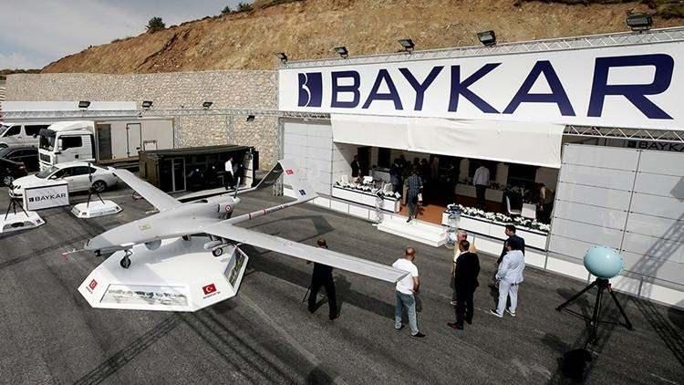 <p><span style="color:#B22222"><strong>BAYKAR K&Uuml;RESEL SİHA PAZARINDA LİDER</strong></span></p>

<p>&nbsp;</p>

<p>BAYKAR, K&uuml;resel SİHA pazarının %65'ini tek başına domine etmeye devam etti. Suudi Arabistan teslimatları (AKINCI) finansal tabloyu en &ccedil;ok besleyen kalem oldu.</p>

<p>&nbsp;</p>
