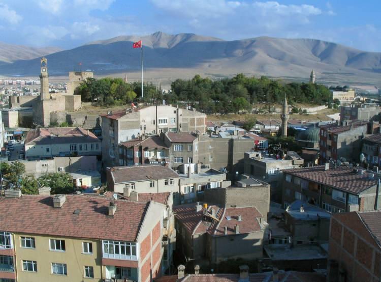 <p>Niğde: Ortalama 77,5 yıl</p>

<p>&nbsp;</p>

