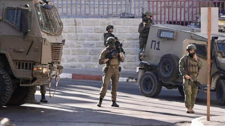 <p>Bu desteklerin, İsrail ordusunun Gazze&rsquo;deki saldırı kapasitesini doğrudan g&uuml;&ccedil;lendirdiği vurgulanıyor.</p>

<p>Uzmanlar, FIDF gibi kuruluşların topladığı bağışların, İsrail ordusunun Gazze&rsquo;deki yıkıcı askeri faaliyetlerini s&uuml;rd&uuml;rmesinde kritik rol oynadığına dikkati &ccedil;ekiyor.</p>
