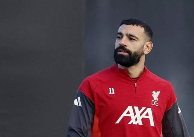 <p>Fenerbah&ccedil;e, Mohamed Salah'tan ilk etapte ret cevabı aldı. Oyuncunun menajeri Ramy Abbas, "Liverpool'da kalmak ya da Suudi Arabistan'a gitmek istiyoruz" dedi.<br />
<br />
(AKŞAM)</p>

