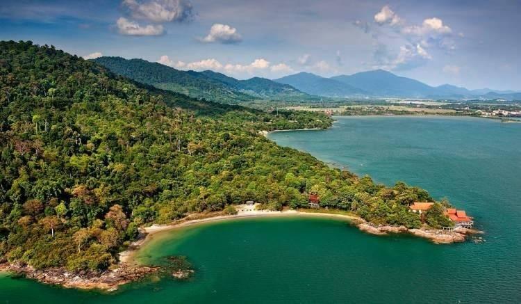 <p><span style="color:rgb(178, 34, 34)"><strong>Malezya</strong></span></p>

<p>90 g&uuml;n vizesiz</p>

<p><span style="color:rgb(178, 34, 34)"><strong>Mauritius</strong></span></p>

<p>180 g&uuml;nde 90 g&uuml;n&uuml; aşmayacak şekilde vizesiz.</p>
