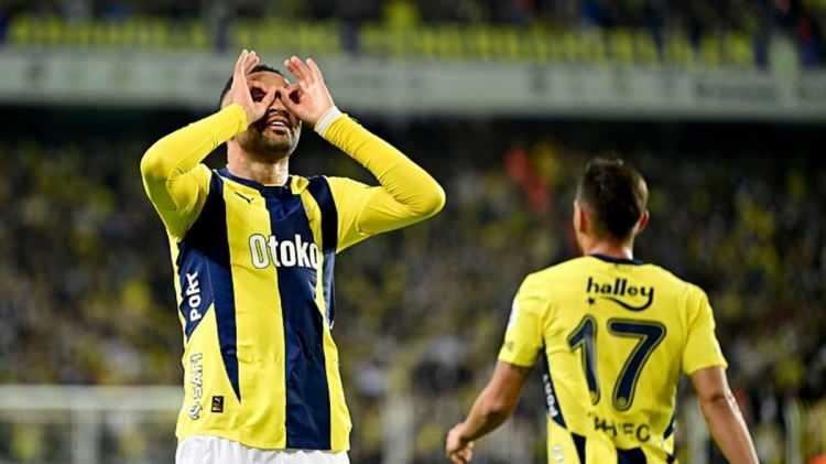 <p>Faslı golcü bu karşılaşmalarda 9 gol ve 3 asistlik skor katkı yaptı.</p>