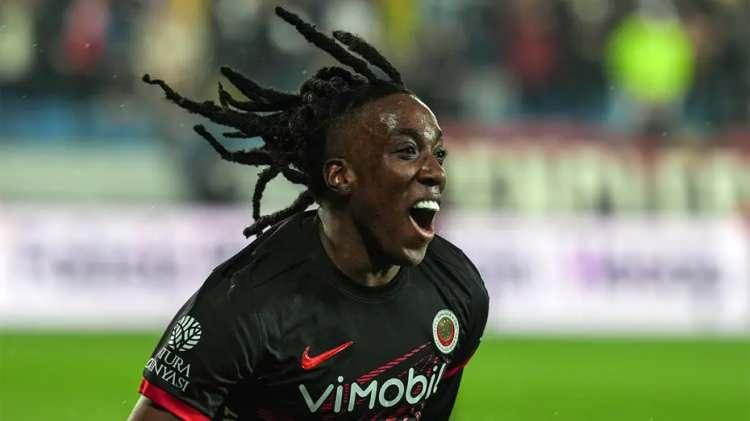 <p>Anthony Musaba'yı Fenerbah&ccedil;e'ye kaptıran Samsunspor, Gen&ccedil;lerbirliği'nin yıldızı Franco Tongya i&ccedil;in resmi teklif sunmaya hazırlanıyor.<br />
<br />
Samsunspor'un Tongya i&ccedil;in 2.5 milyon euro &ouml;nereceği belirtildi.<br />
<br />
(FOTOMA&Ccedil;)</p>
