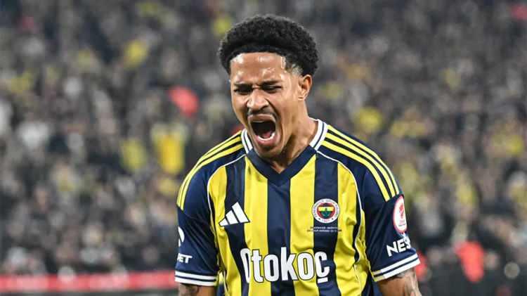 <p>Jayden Oosterwolde'ye Roma talip oldu. G&ouml;r&uuml;şmeler olumlu ilerliyor.<br />
<br />
(AKŞAM)</p>
