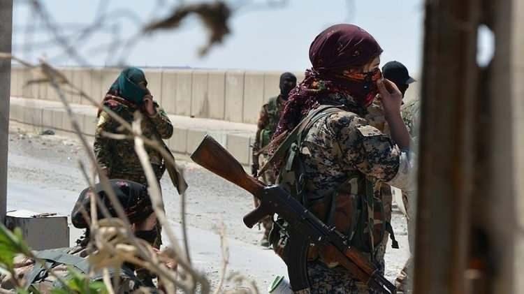 <p><strong>GİDEON SAAR'IN TERÖRİST SEVDASI</strong></p>
<p>Saar, aralık ayı sonlarında Suriye'deki PKK'lı teröristlere "ahlaki ve diplomatik" destek ifade etti ve uluslararası toplumu da aynısını yapmaya çağırdı.</p>