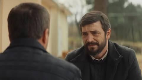 <p><span style="color:#B22222"><strong>"Gassal"in 10 yıllık bir hikaye olduğunu belirten Karaarslan, hikayeye dair şunları kaydetti:</strong></span></p>