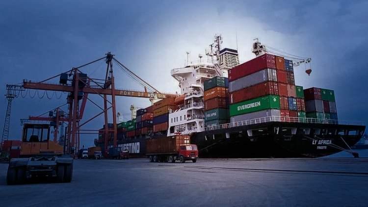 <p><strong>2 EKİM</strong></p>

<p>&nbsp;</p>

<p>Ticaret Bakanı &Ouml;mer Bolat, ihracatın yıllık bazda y&uuml;zde 3 artarak 22,6 milyar dolarla en y&uuml;ksek eyl&uuml;l ayı rakamına ulaştığını belirterek, "Bu yıl sonu i&ccedil;in belirlenen 390 milyar dolarlık mal ve hizmetler ihracatı hedefimize eyl&uuml;l itibarıyla ulaştık." dedi.</p>
