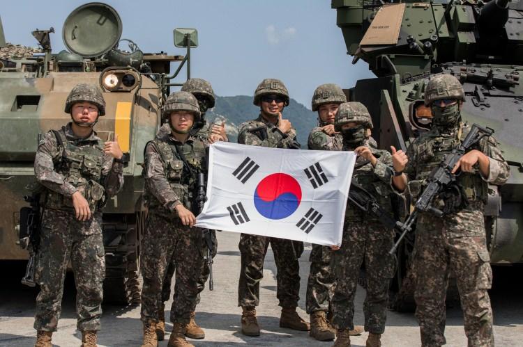 <p><strong><span style="color:#B22222">G&Uuml;NEY KORE</span>&nbsp; |&nbsp; 21 AY</strong></p>
