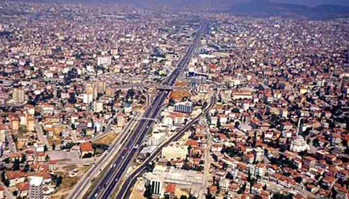 <p>Konya Ereğli nüfusu 153.849</p>