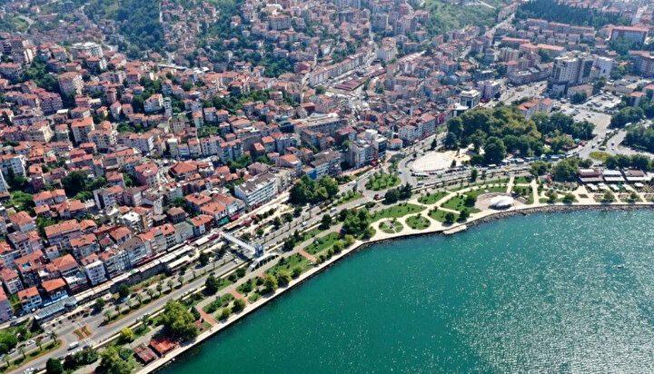 <p>Zonguldak Ereğli nüfusu 175.294</p>