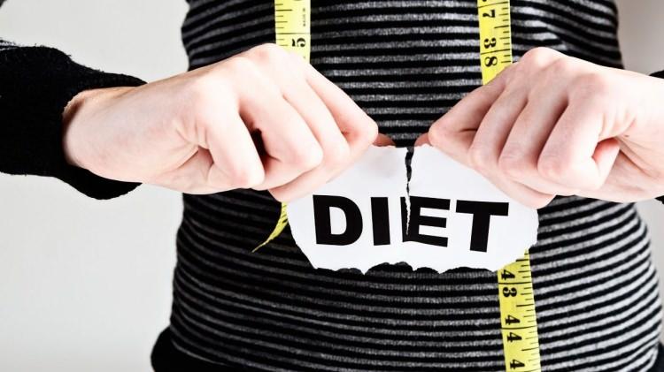 <p>İş hayatı, kişisel alışkanlıklar, spor yapabilme durumu, yaş, cinsiyet, sosyal yaşam, aile durumu, vs. pek çok faktör beslenme planınızı etkileyecektir.</p>