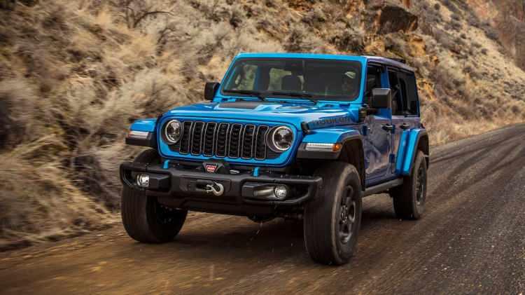 <p><strong><span style="color:#B22222">22) JEEP WRANGLER</span> | 156 BİN 581</strong></p>