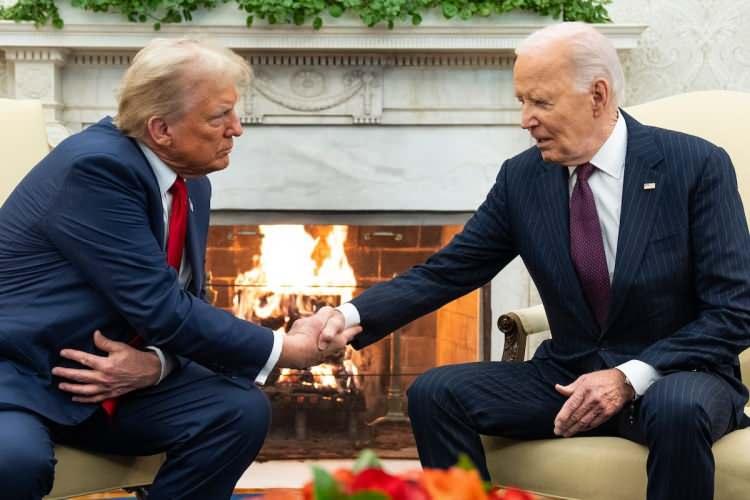 <p><strong><span style="color:rgb(178, 34, 34)">TRUMP KAZANDI BIDEN KAYBETTİ</span></strong></p>
<p>Fotoğrafın en büyük kaybedeni ise Joe Biden.</p>
<p>ABD Başkanı Joe Biden, 13 gün sonra siyaset sahnesine resmen veda ediyor. Ancak Biden'ın vedası birçok krizin birleşmesi sonucu yaşandı.</p>
