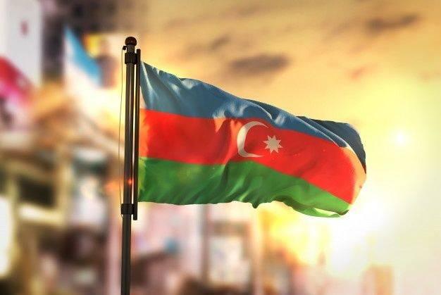 <p><span style="color:#B22222"><strong>20) AZERBAYCAN</strong></span></p>