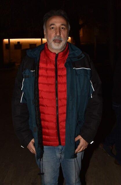 <p>Cumali Turanbayburt, dayısıylakavgalı olan yeğeni Tuğçe Tayfur’a barış çubuğu uzatıp şöyle konuştu: Bu gece sağ olsunlar dostları geldi, yedisini yaptık. Kalabalıktı. Dualarımızı okuduk. Zaten dünyanın her yerinden dua geliyor. Mezarı türbe gibi her gün gelenler var. O tatsız olay geride kaldı. Hepimiz aynı kandanız, inşallah görüşüp bir araya gelinecek ve problemler çözülecek. Baba da olsaydı bunlara üzülürdü. İnşallah zamanla her şey yoluna girecek.</p>

<p>Cumali Turanbayburt ayrıca Ferdi Tayfur’un çok konuşulan mirasıyla ilgili olarak ise; "Her şey yakında ortaya çıkar, şu kadar tutar ya da bu kadar tutar gibi bir şey diyemem. Tabii bir mal varlığı var" dedi.</p>
