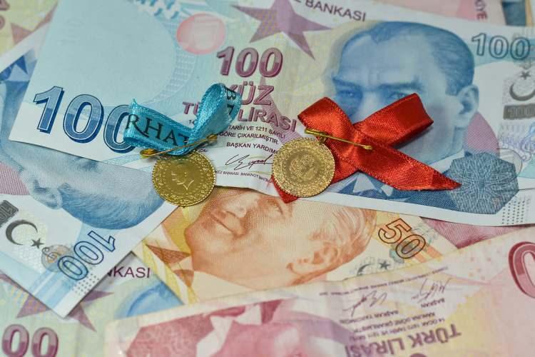 <p>e-Devlet Kapısı üzerinden veya Cebimdeki Danışman'la görüntülü görüşerek veya ING Telefon Bankacılığı'nı arayarak veya banka şubelerine giderek kolayca maaşınızı taşıyabilir, size özel sunulan ayrıcalıkle-Devlet Kapısı üzerinden veya Cebimdeki Danışman'la görüntülü görüşerek veya ING Telefon Bankacılığı'nı arayarak veya banka şubelerine giderek kolayca maaşınızı taşıyabilir, size özel sunulan ayrıcalıklardan yararlanabilirsiniz.</p>
<p> </p>