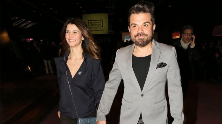 <p><strong>Oyuncu Beren Saat ve müzisyen Kenan Doğulu çifti</strong></p>

<p>2014 yılında evlenen Beren Saat - Kenan Doğulu çifti 2018 yılında Los Angeles'tan 1 milyon 200 bin dolar ödeyerek ev satın almıştı.</p>
