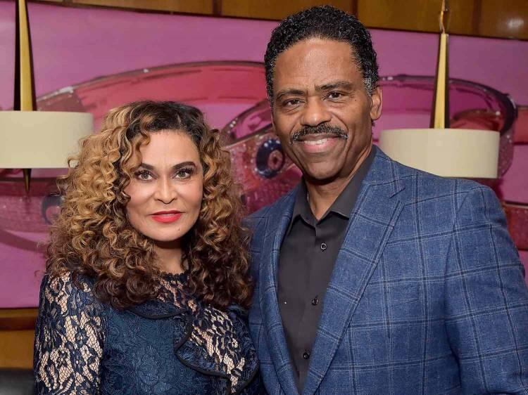<p><strong><span style="color:#B22222">TINA KNOWLES</span> | İş İnsanı</strong></p>