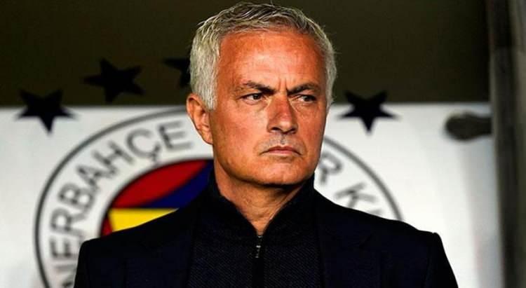 <p>Süper Lig'de lider Galatasaray'ın 8 puan gerisinde yer alan Fenerbahçe, kısa süre içerisinde bu farkı eritmek istiyor.<em>​</em></p>
