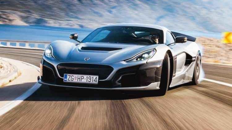 <p><strong><span style="color:#B22222">10) RIMAC NEVERA </span> | 415 KM/S</strong></p>