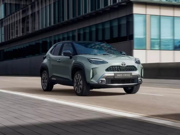 <p>TOYOTA</p>
