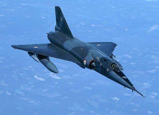 <p><strong><span style="color:#B22222">1)  DASSAULT MIRAGE IV </span> |  Fransa  |  1964</strong></p>
