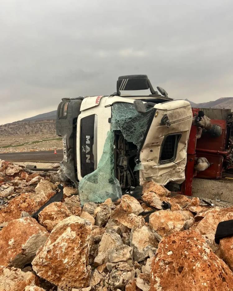 <p>Kaza, akşam saatlerinde Kasrik beldesi Akçay köyü yakınında meydana geldi. </p>
