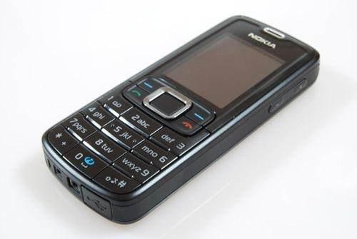 <p><strong><span style="color:#B22222">NOKIA 3110 </span> |  ÇIKIŞ TAR</strong><strong>   </strong><strong>İHİ: 1997</strong></p>
