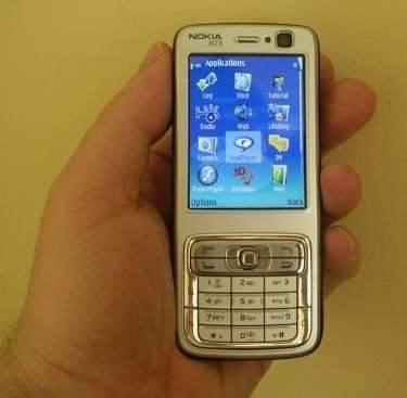 <p><strong><span style="color:#B22222">NOKIA N73 </span> |  2006</strong></p>

<p> </p>
