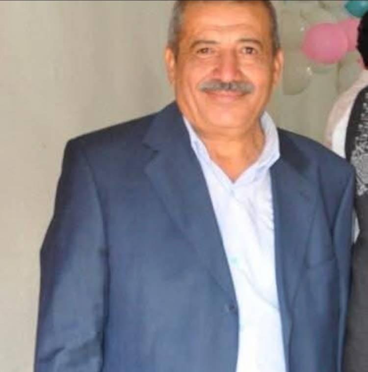 <p>Polis memuru Mehmet Tehçi, eşini öldürdükten sonra 2 çocuğunu da alarak kayınbabası Yusuf Tehçi'nin evine geldi.</p>

<p>Polis memuru Mehmet Tehçi, burada Yusuf Tehçi, kayınvalidesi Hüsne Tehçi'yi boğazını kesip, kayınbabasının kız kardeşi Semihe Tehçi'yi de kalbinden bıçaklayarak öldürdü.</p>

<p> </p>
