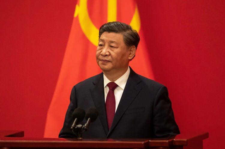 <p><strong><span style="color:#B22222">Şİ JINPING</span> | Çin Devlet Lideri</strong></p>
